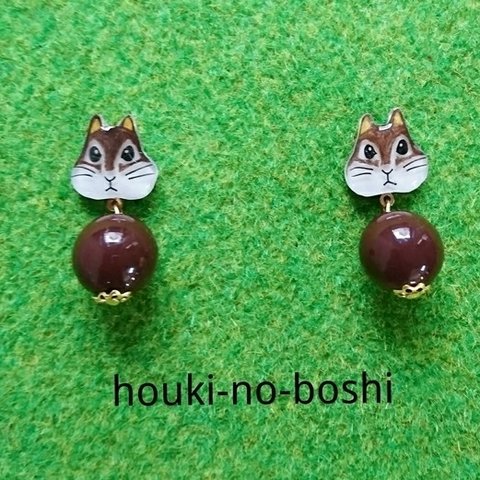 【再販 】まんまるビーズの動物ピアス（りす）