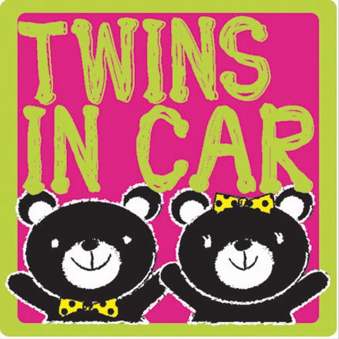 車に合わせてカラー選べるカスタマイズステッカー双子の黒くまちゃん 『TWINS IN CAR』 