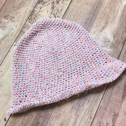 夏色のカギ編みコットン帽