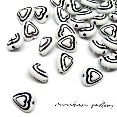 30粒)monotone heart beads