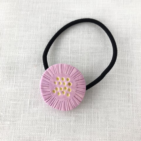 陶器風ヘアゴム まあるいお花