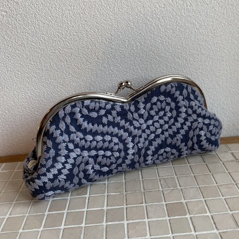 つぶつぶ刺繍　グレー　 めがねケース がま口 　メガネ ペンケース　