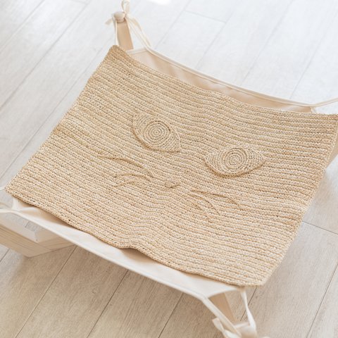 【マット キャットフェイス】猫 春夏 ラフィア 天然素材 手編み ペット ベッドカバー 保護猫支援 寄付