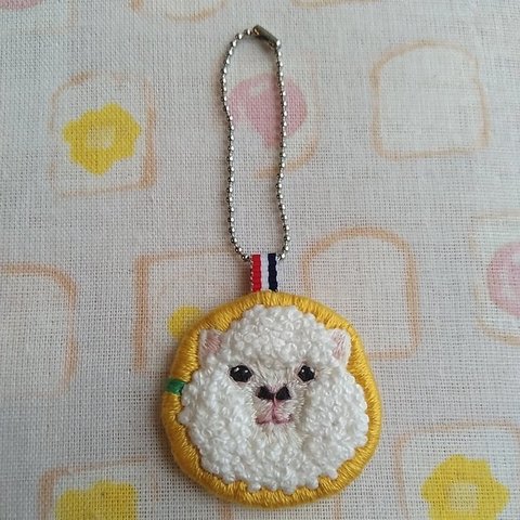 アルパカ 刺繍チャーム