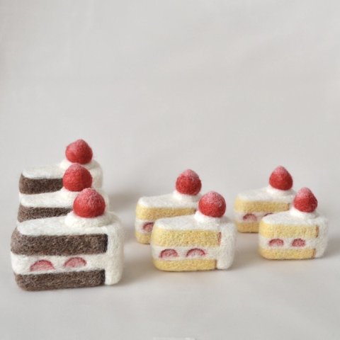 小さなショートケーキ〈プレーン〉 / 羊毛フェルト 置物 指輪置き ピンクッション