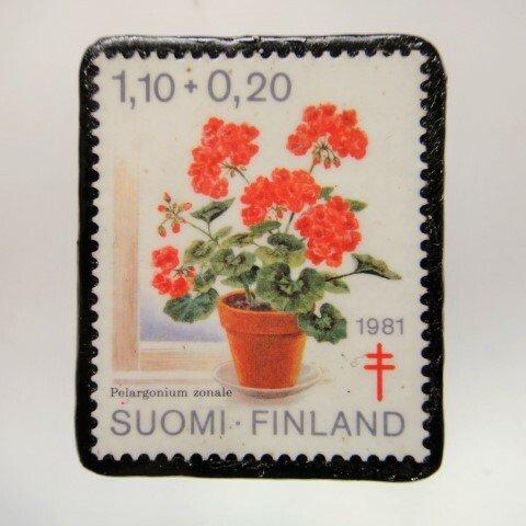 フィンランド　花切手ブローチ3911