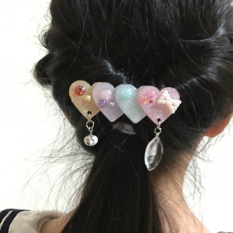 パーツが揺れるよ、ヘアクリップ