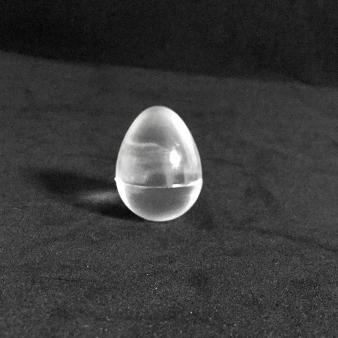 【横割り卵】モチーフ 　全長30mm程度　レジン用ソフトモールド　UVレジン対応