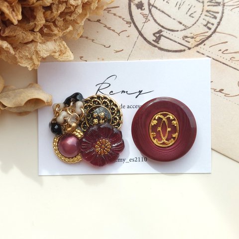 【gross】button accessory