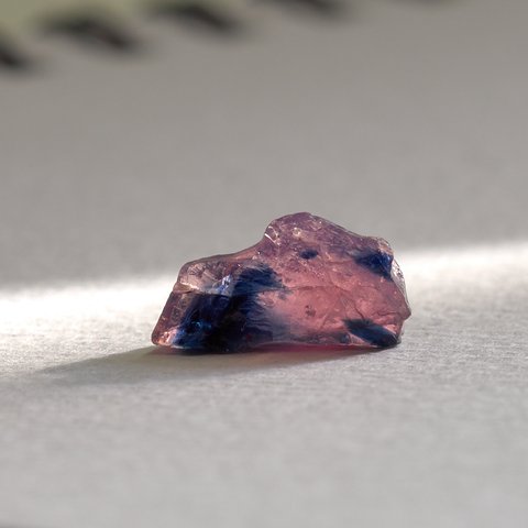 ウィンザサファイア原石 3.02ct