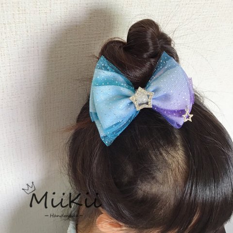 【新色❗️人気❗️】キラキラ星☆彡　虹色　可愛いな大きなリボン🎀　子供ヘアゴム　オーガンジーリボン　チュール