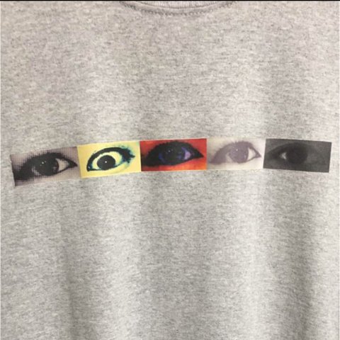 グラフィックTシャツ