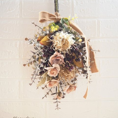 ＜New＞ブラウンベージュのAutumnスワッグ ~ with artificial flower ~