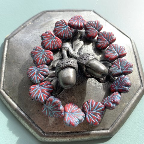 【1連15コセット】JIRI＊IVANA#czech beads#チェコビーズ　leaf  13✖️11㍉ matte red/blue