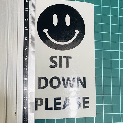 SIT  DOWN PLEASE ステッカー スマイリー