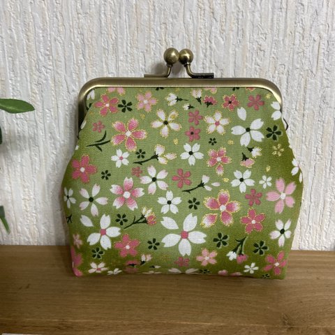 がま口財布＊桜🌸＊アンティークゴールドの口金使用