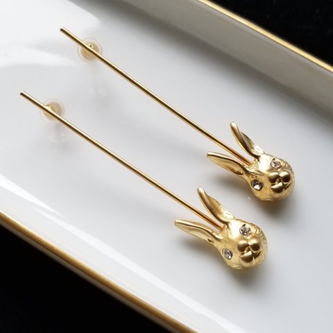 straight line rabbit pierce