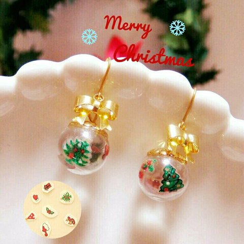 クリスマス🎄を詰め込んだガラスドームピアス&イヤリング