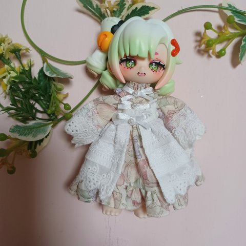 虫虫クカカ　虫虫カフェ　ワンピースス　アウトフィット　ワンピース　服