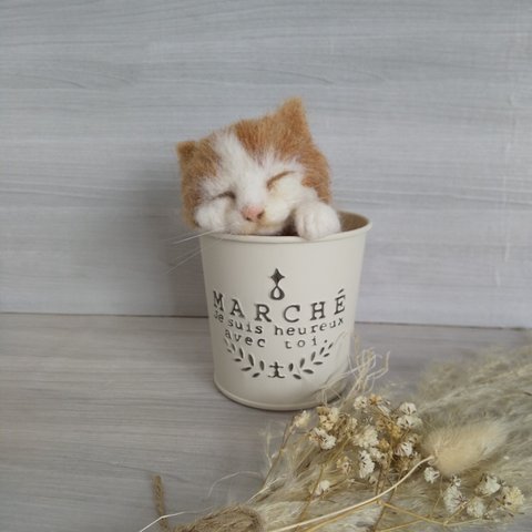 茶白の子猫　羊毛フェルト