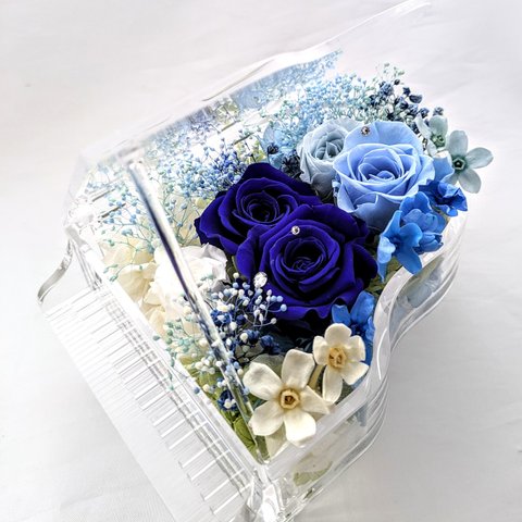 【プリザーブドフラワー／グランドピアノシリーズ】青い薔薇の奇跡とブルーROSEの流れるような美しい音色