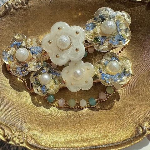 お花×ビーズ　ヘアクリップ　Sサイズ