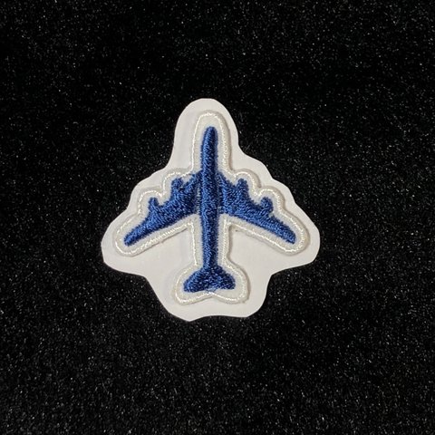 ★刺繍シール／ワッペン★青い飛行機　旅客機　約35mm