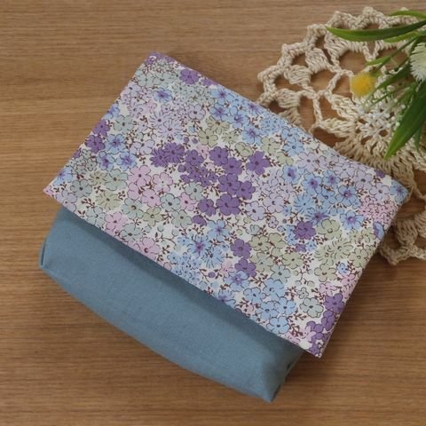 紫小花×アッシュブルー　マチ付き移動ポケット