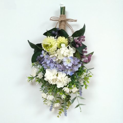 💐爽やかブルー紫陽花と可愛いいポールマム❀スワッグ❀壁掛け❀玄関ブーケ❀アーティフィシャルフラワー