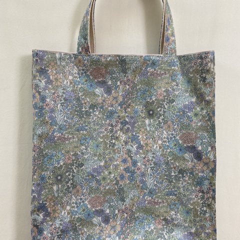 マチ付きバッグ*リバティ*Margaret Annie*パステルブルー*３３✖３０✖５cm