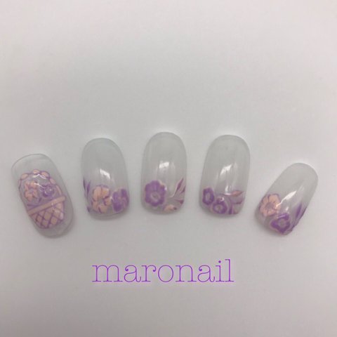 カゴバックがポイント☝️フラワーネイルチップ💅