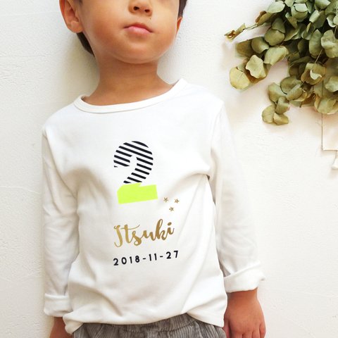 cascade+neon バースデーTシャツ ネオンイエロー 名入れ 長袖 ロンT お名前＆数字入り 誕生日フォト撮影に♡