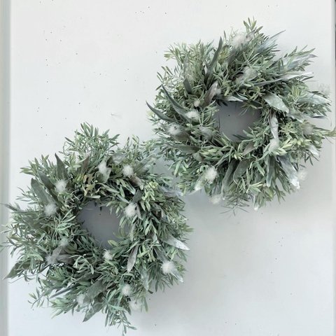 silver leaf wreath シルバーリーフのリース リューカデンドロン クレマチス グリーンリース