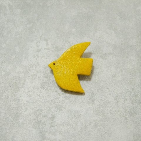 【再販】ことり*　小鳥のブローチ　yellow 　黄色