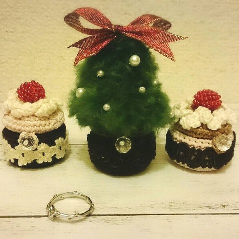 クリスマスツリーのアクセサリーケース