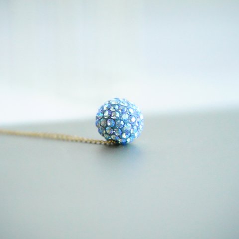 swarovskiパヴェボール necklace