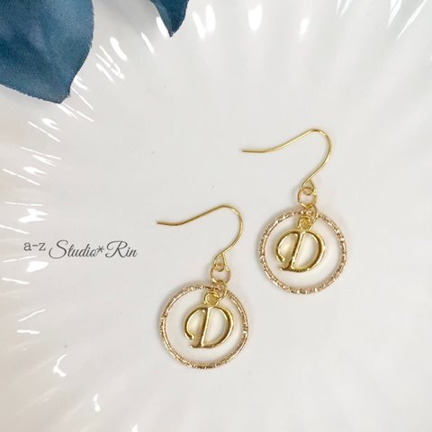 20 A〜Z選べるイニシャル♡サークル×イニシャルピアス