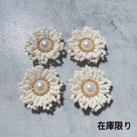 FP02 ハンドメイド　フラワー　お花　ビーズ刺繍　カボション