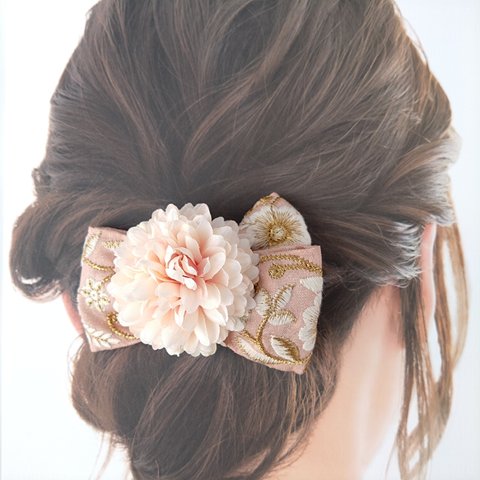 インド刺繍 リボン 髪飾り ピーチピンク マム 七五三 ママ ヘアクリップ YT-31
