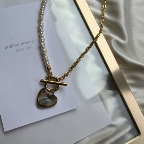 〝極小〟ベビーパール gold necklace