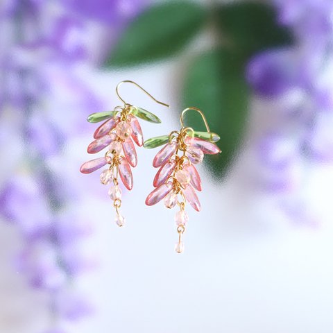 藤の花ピアス(あけぼの)・ピンク系カラー/p565