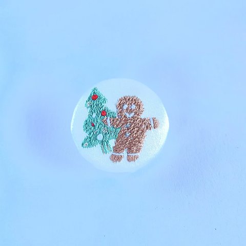 スマイルクッキーズ　ツリーの飾り付け　🎄　刺繍　くるみボタン　ブローチ　マグネット　ヘアゴム　クリスマス　ジンジャークッキー