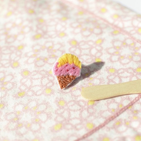 アイスクリームの刺繍ワッペン