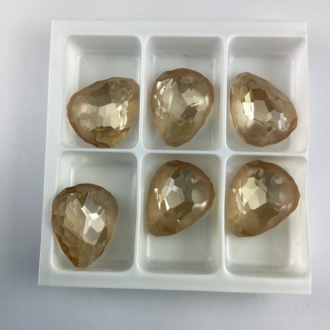 Swarovski Rock #6190(23mm)1個〜ゴールデンシャドー