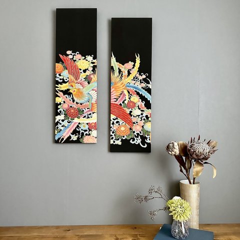 ※95×27センチ　大きな着物のファブリックパネル　漆黒に鮮やかな鳳凰（2枚セット)   着物リメイク　インテリア Kimono fabric panel   interior  壁飾り　日本　ギフト
