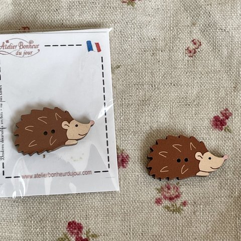 フランスより　＊可愛い針ねずみ🦔のボタン＊