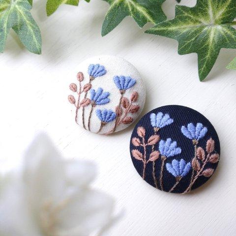 北欧風 花畑 刺繍 ブローチ