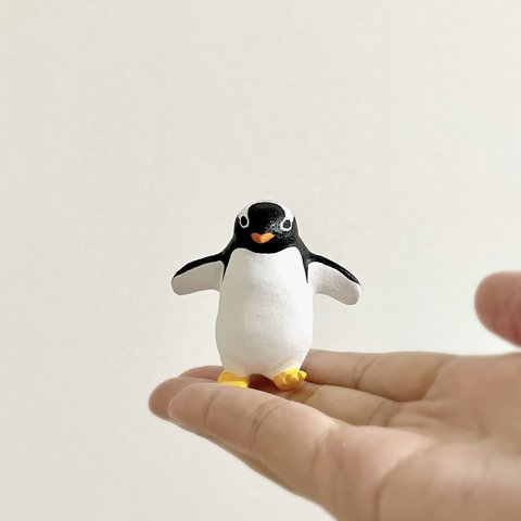 手乗りペンギン(よちよちジェンツー) フィギュア