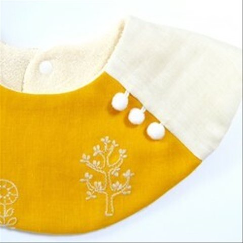 baby bib pompon 360 bright yellow 