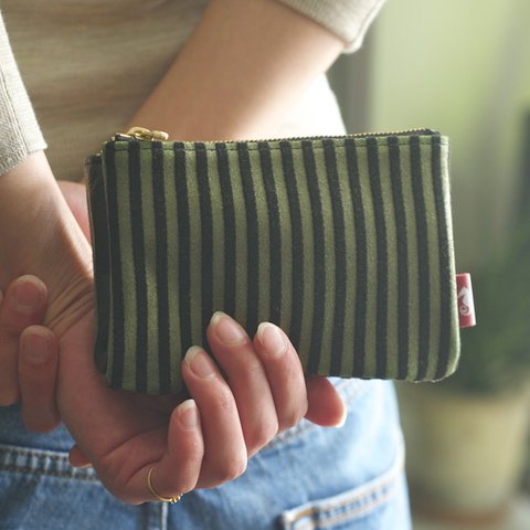 Leather Pouch “Rosie” グリーン×ブラック